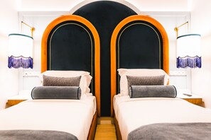 In-room safe, soundproofing, iron/ironing board, free WiFi - The Lift Apartments by RIDAN Hotels (Lisbon)