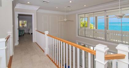 Abita Kai: ADA-Friendly Family Villa Across from The Kaibo w/Pool, Kayak & Sandy
