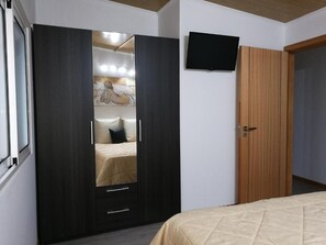 2 soverom, strykejern/-brett, wi-fi og sengetøy