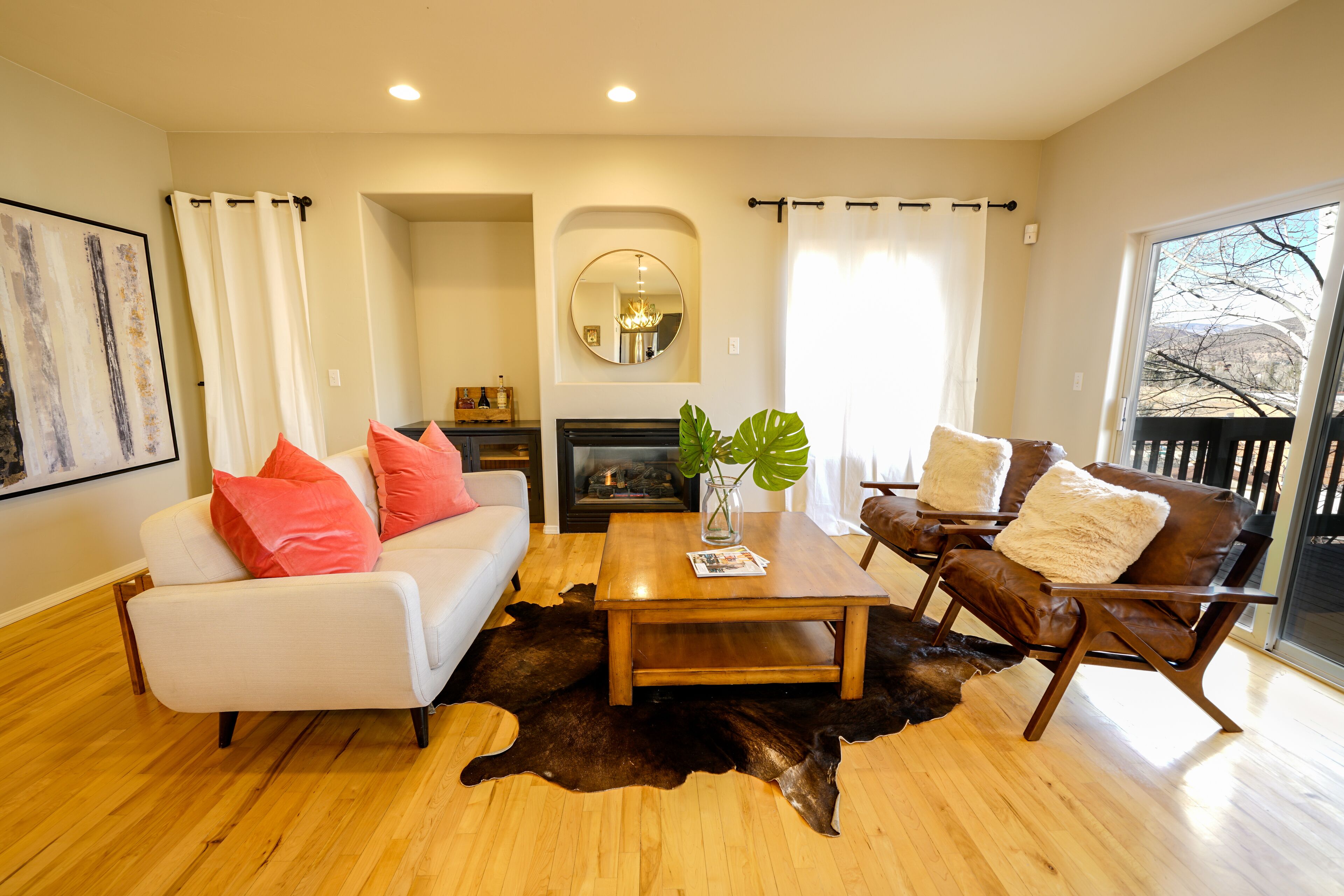 Modern Home| Hot Tub| Short Walk to Beaver Creek Shuttle| EV Charging