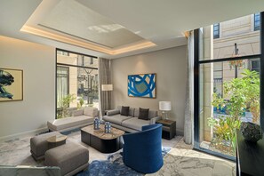 Egyptian cotton sheets, premium bedding, down duvets, pillow-top beds - Mansard Riyadh, A Radisson Collection Hotel (Riyadh)