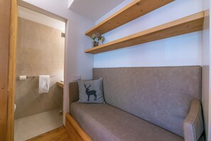 Family Apartment, Multiple Bedrooms, 2 Bathrooms (Giulia) | Living area