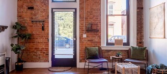 Downtown Covington—Near Shopping, Bars, Cincinnati