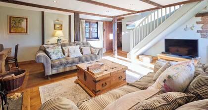 Host & Stay | Tregaer Mill Barn