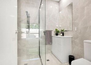 Towels, soap, shampoo, toilet paper