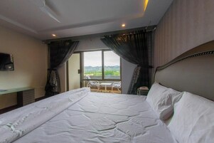 Deluxe Double Room | Bed sheets