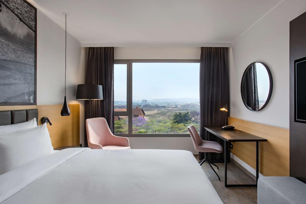 Standard Room (Waterfront View) | 1 bedroom, premium bedding, minibar, in-room safe