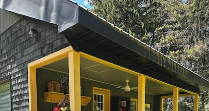 SKI, FISH, GOLF, RAFT, HIKE, HUNT, ATV ride, RELAX, 4 bdr home on wooded ADK lot