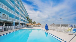 Opvarmet pool