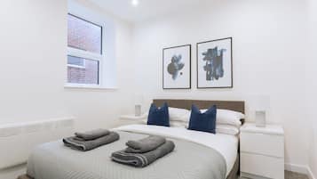 1 bedroom, desk, iron/ironing board, WiFi