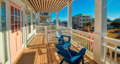 Oceanview and waterway view townhome, elevator, pool!