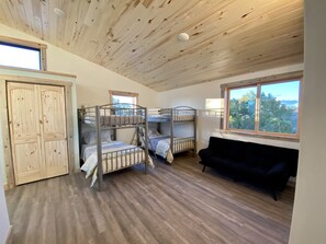 3 habitaciones, tabla de planchar con plancha y wifi gratis