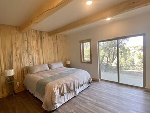 3 habitaciones, tabla de planchar con plancha y wifi gratis 