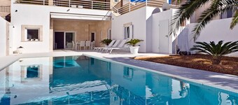 Modern vacation apartment with private pool