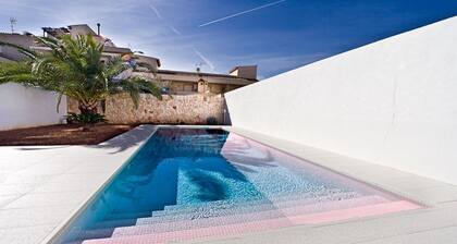 Modern vacation apartment with private pool