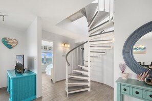 3 camere, una cassaforte in camera, ferro/asse da stiro, Wi-Fi gratuito