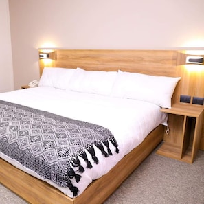 Habitación estándar | Escritorio, wifi gratis, ropa de cama