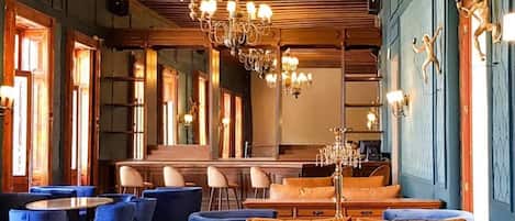 Bar (en la propiedad)