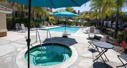 Entire Condo 5 Minutes From the Beach and Downtown