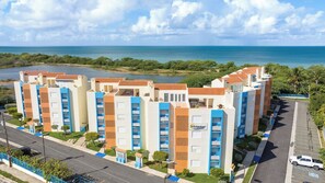 Exterior - Walk-up penthouse w/breathtaking views, WiFi, A/C, free laundry, sleeps 6 (Cabo Rojo)