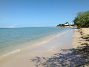 On the beach, sun loungers, beach towels - Walk-up penthouse w/breathtaking views, WiFi, A/C, free laundry, sleeps 6 (Cabo Rojo)