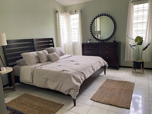 4 bedrooms, iron/ironing board, travel crib, free WiFi