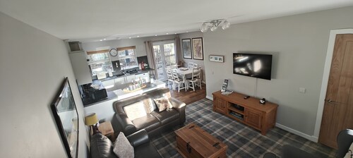 Ben Lomond Cottage - Loch Lomond and Arrochar Alps