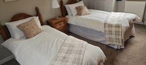 Cottage Luxe, salle de bains privée, vue montagne (Ben Lomond Cottage) | 3 chambres