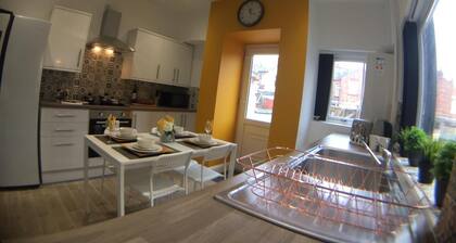 Townhouse @ 87 Walthall Street Crewe