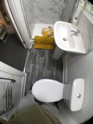 House, Ensuite | Bathroom