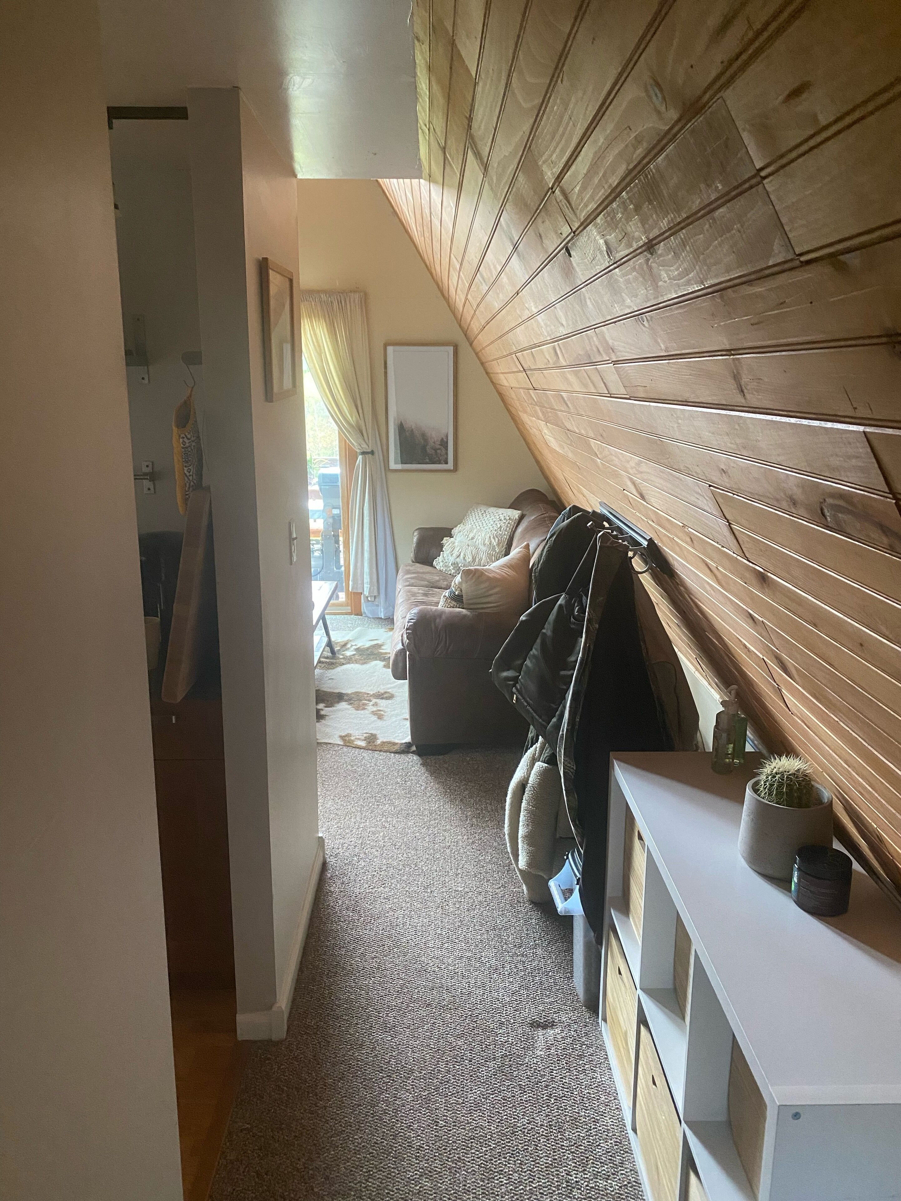 Smart TV, fireplace, offices