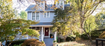 Dickson Street Bed & Breakfast