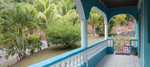 Terrace/patio - Kalinago Territory Homestay (St. David)