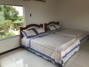 5 bedrooms, WiFi - Cottage (BA)