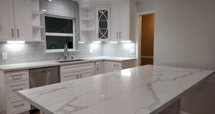 Beautiful safe family oriented quite and relaxing house with all Ammunities.