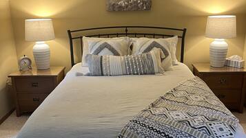 1 bedroom, iron/ironing board, free WiFi, bed sheets