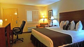 Comfort Single Room | Desk, iron/ironing board, free WiFi, bed sheets