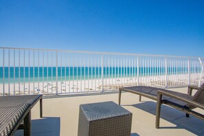 On the beach - Beachfront 2/2 Condo on Treasure Island, 305W Oceana (Treasure Island)