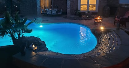 Your "Home away from Home", Modern Oasis In The Desert".