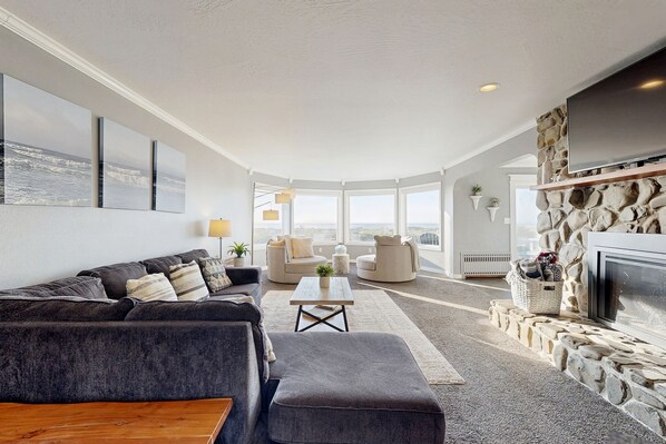 TV, fireplace, DVD player