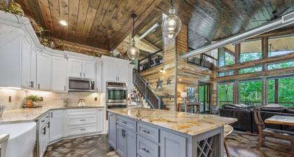 Unwind, Play, and Make Memories — Your Perfect Getaway Awaits! Beautiful creek!