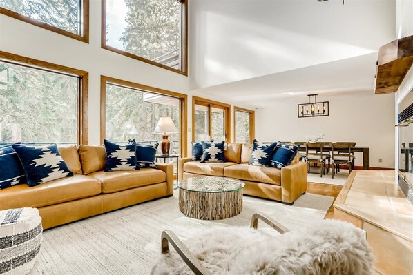 Casa (1-272 W Meadow Dr A) | Fachada