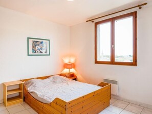 5 bedrooms, WiFi