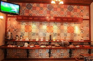 Free daily buffet breakfast