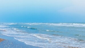 Unclassified image, 5 of 39, button - Gulfview II 211 by Padre Island Rentals (South Padre Island)