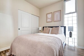 1 bedroom, iron/ironing board, WiFi, bed sheets