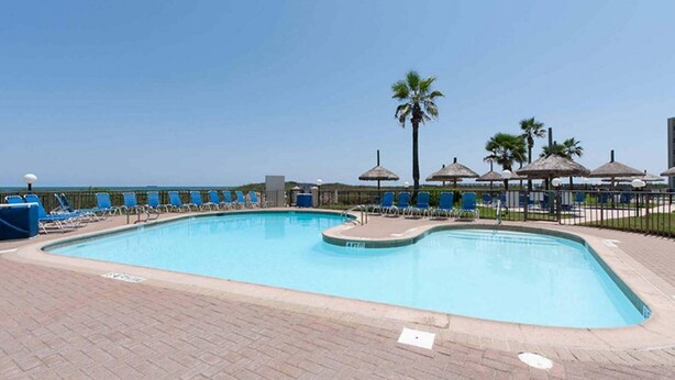 Condo, 2 Bedrooms | Pool