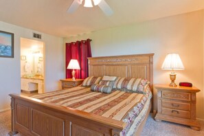 Condo, 3 Bedrooms