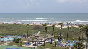 Condo, 1 habitación | Playa | En la playa