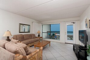 Condo, 1 Bedroom | Living room